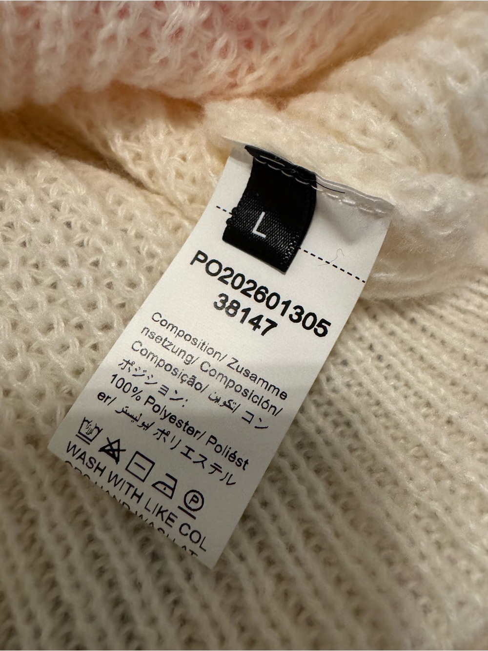 Cream Cropped Knit Cardigan with Pink Coquette Bow Appliqués - Picture 4 of 7